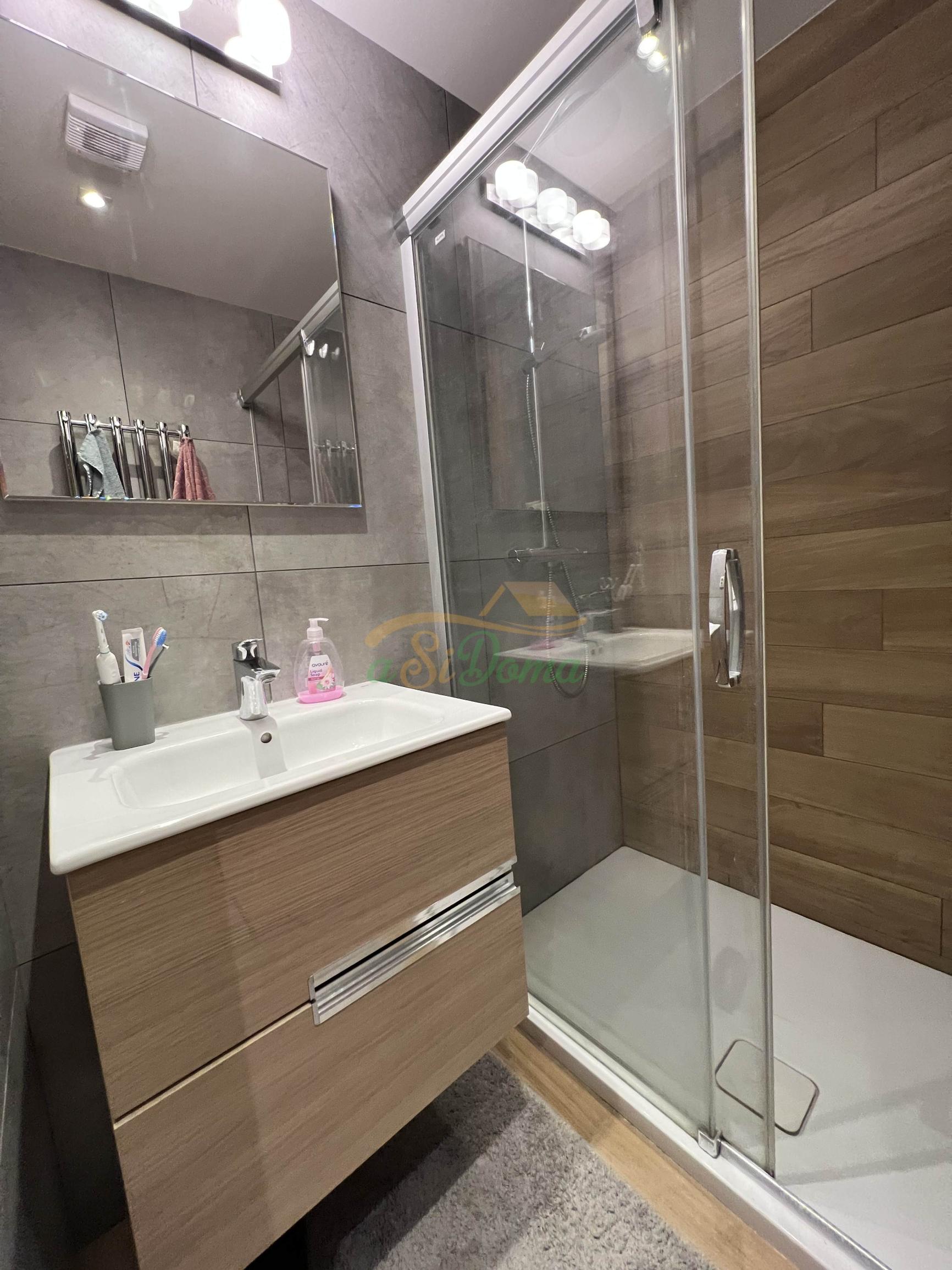 3-izbový byt s balkónom v Starom Meste, Košice - fotografia 13
