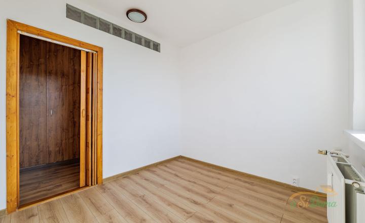 4-izbový byt so 6m loggiou a ÚŽASNÝM VÝHĽADOM na celé Košice - fotografia 14