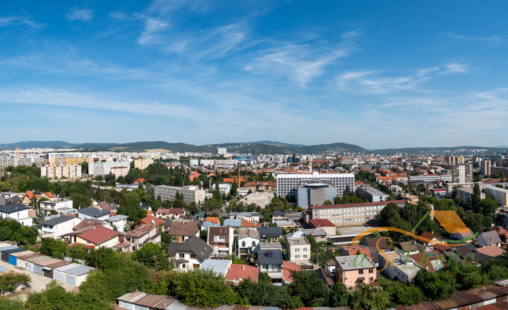 4-izbový byt so 6m loggiou a ÚŽASNÝM VÝHĽADOM na celé Košice - fotografia 1