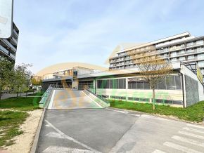 1715074032-1.JPG