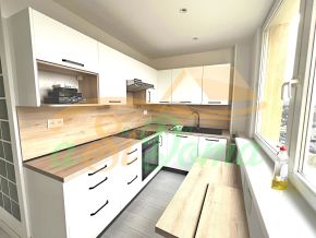 1741426870-1.JPG